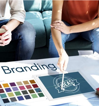 Imagem ilustrativa do curso Fashion Marketing e Branding: Gestão de Estratégica da Marcas