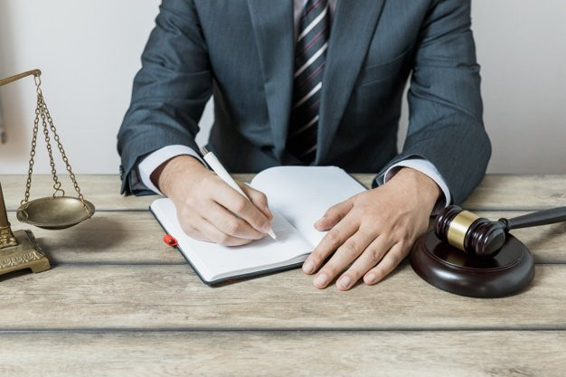 Imagem ilustrativa do curso Gestão de Organizações do Poder Judiciário e do Ministério Público