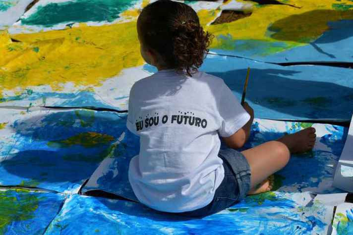 Imagem ilustrativa do curso Proteção Integral à Criança e O Adolescente