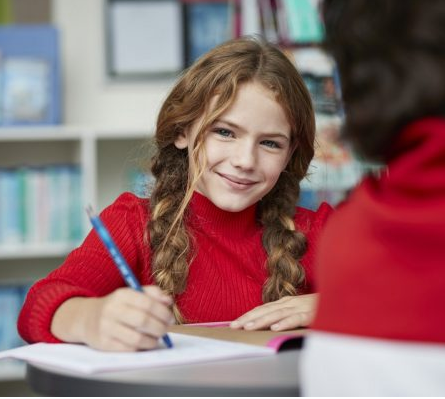 Imagem ilustrativa do curso Educação Infantil e Alfabetização
