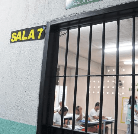 Imagem ilustrativa do curso Educação Em Unidades Prisionais