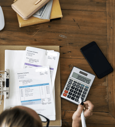 Imagem ilustrativa do curso Finanças Corporativas e Matemática